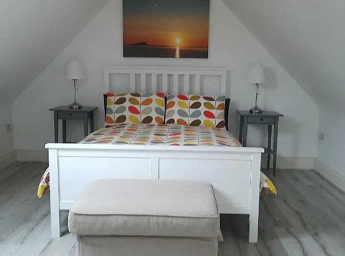 Pier Road Cottage, Croagh Patrick *