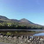 公寓 Pier Road Cottage, Croagh Patrick