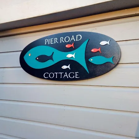 Pier Road Cottage, Croagh Patrick Apartament