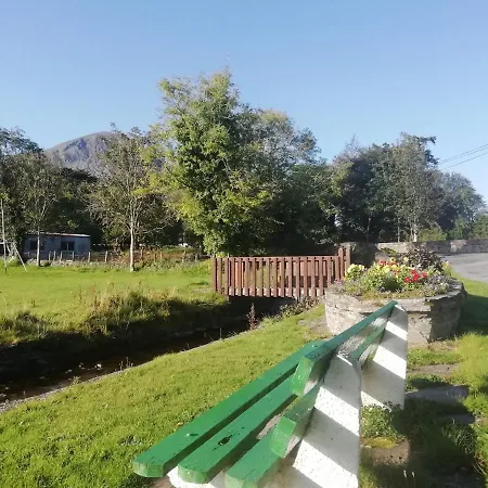 公寓 Pier Road Cottage, Croagh Patrick
